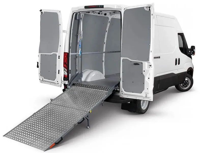 רצפות וחיפויים לרכב